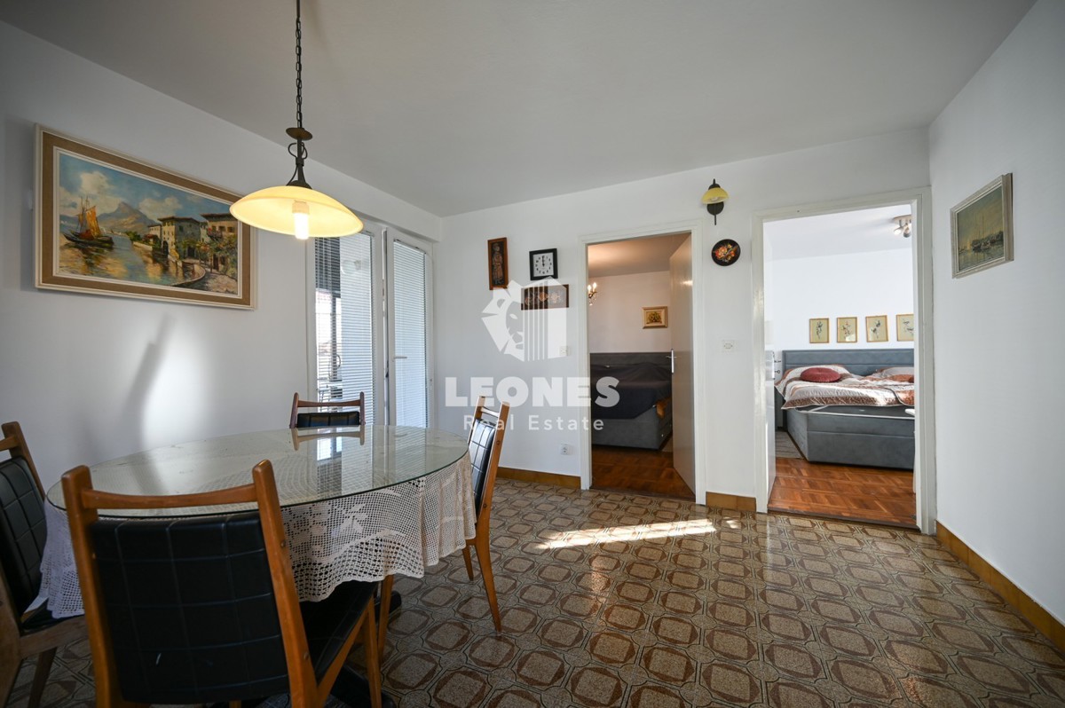 Dvojna hiša, le 250 metrov od morja v okolici Umaga