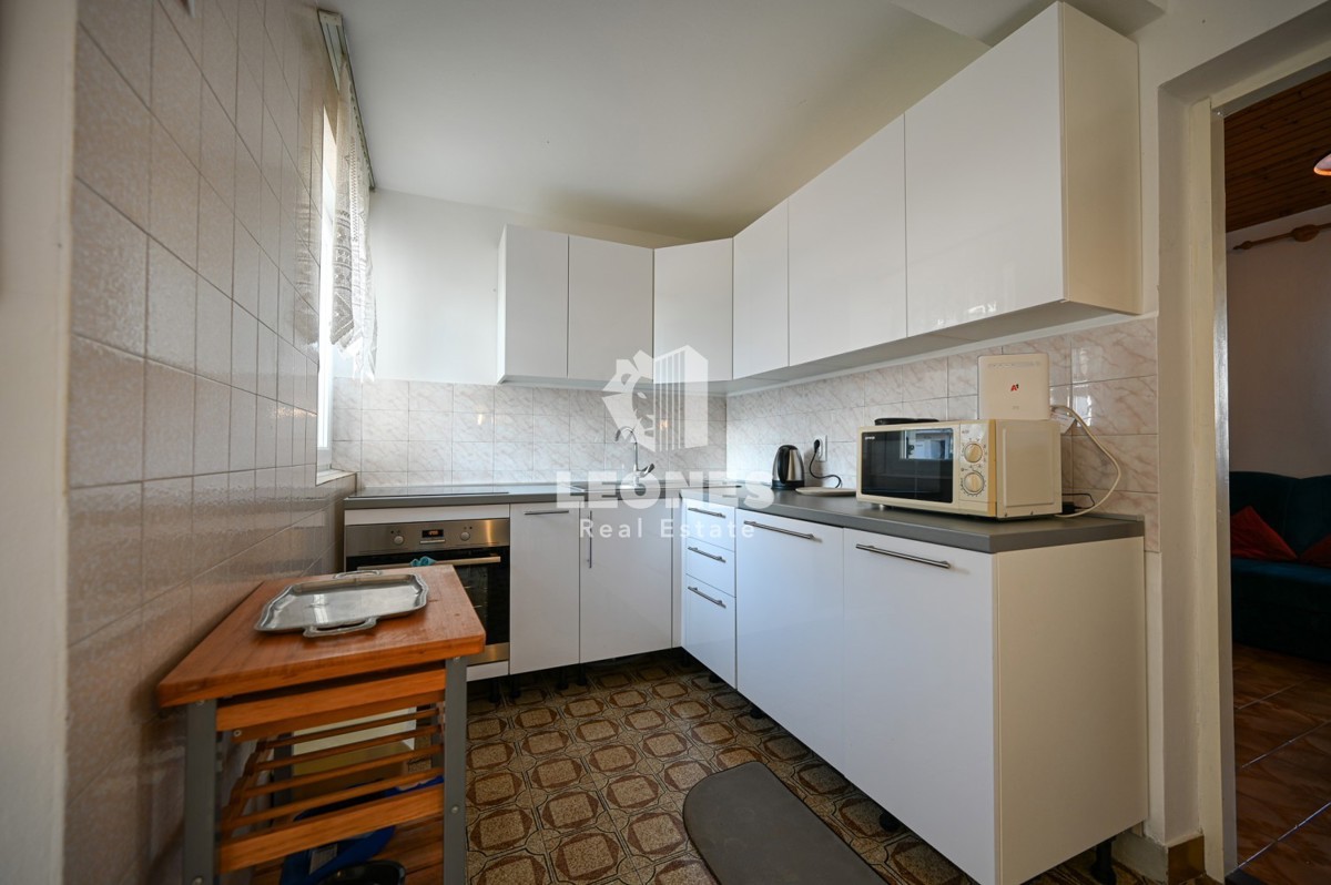 Dvojna hiša, le 250 metrov od morja v okolici Umaga