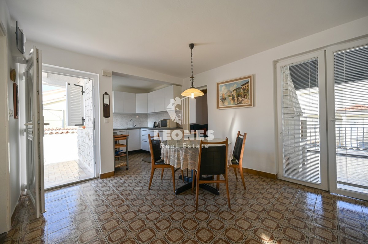 Dvojna hiša, le 250 metrov od morja v okolici Umaga