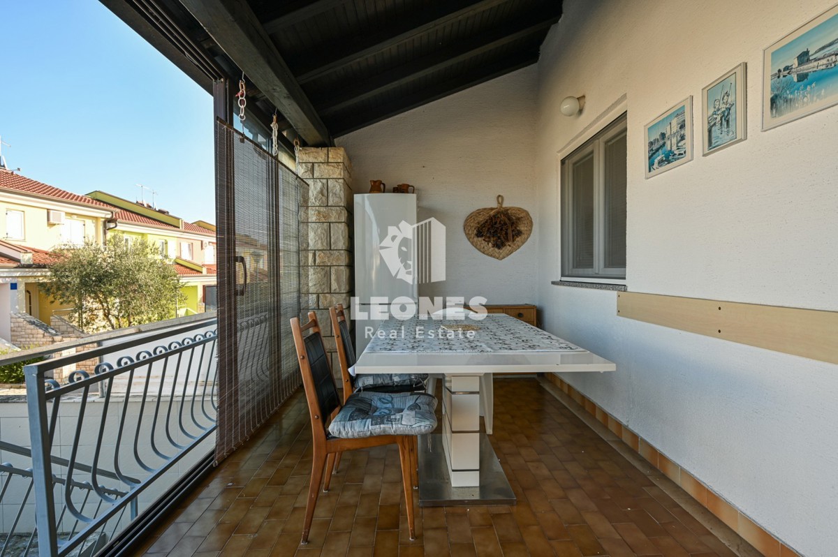 Dvojna hiša, le 250 metrov od morja v okolici Umaga