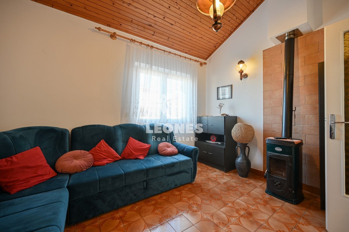 Dvojna hiša, le 250 metrov od morja v okolici Umaga