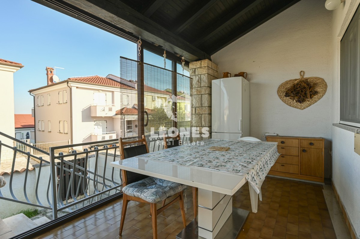 Dvojna hiša, le 250 metrov od morja v okolici Umaga