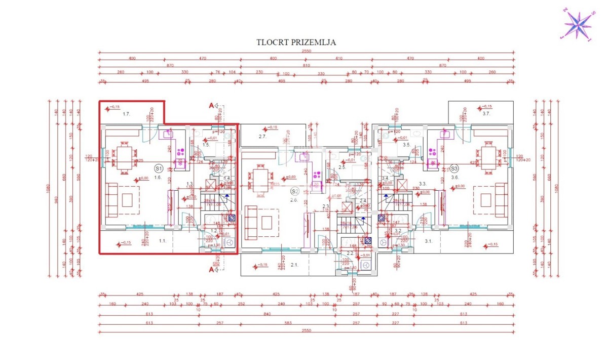 Vrstna hiša z bazenom v bližini Buja