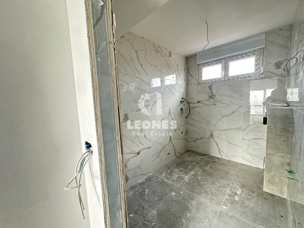 Penthouse s pogledom na zelenje v okolici Poreča