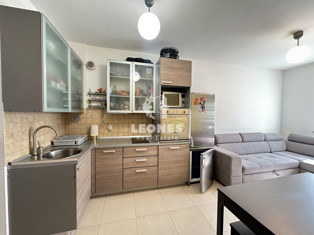 Srčkan apartma z vrtom na fantastični lokaciji v Novigradu
