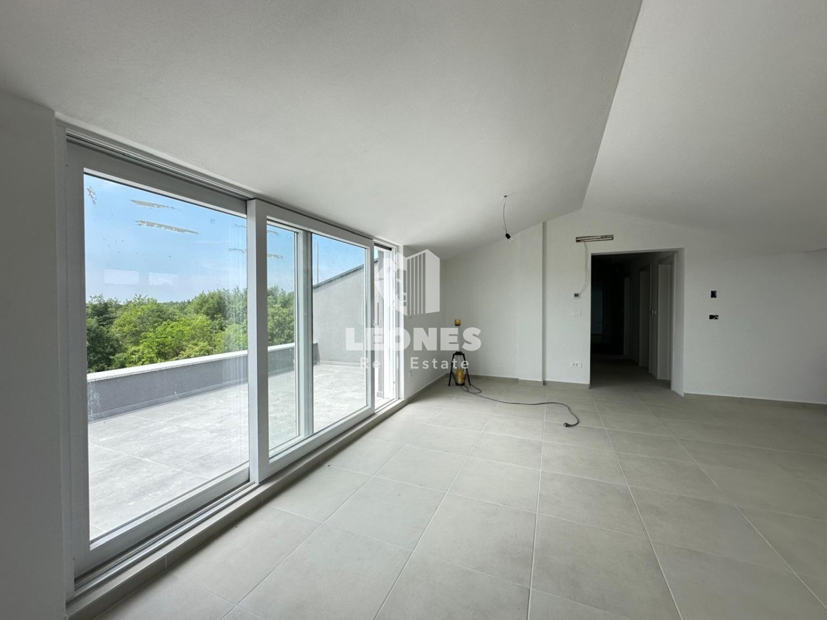 Penthouse na dobri lokaciji v Poreču