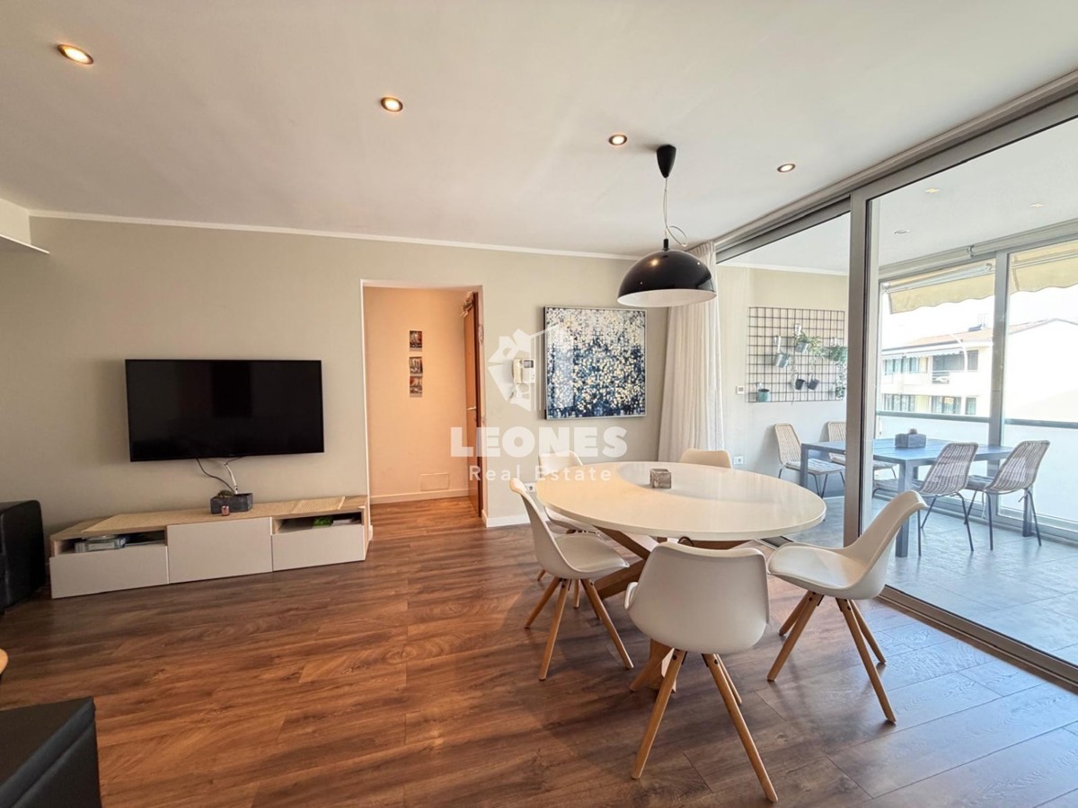 Udobno stanovanje v središču Novigrada, le 100 metrov od morja