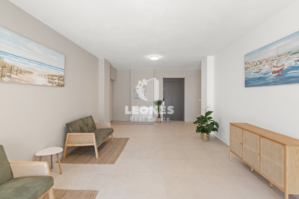 Čudovito stanovanje z vrtom in pogledom na morje v luksuzni novogradnji v Novigradu