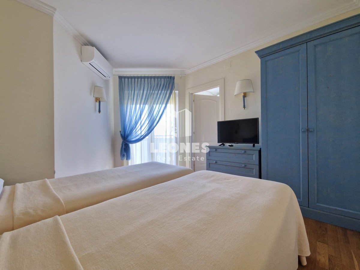 Prostoren apartma s pogledom na morje na Crvenem vrhu, bližina Umaga