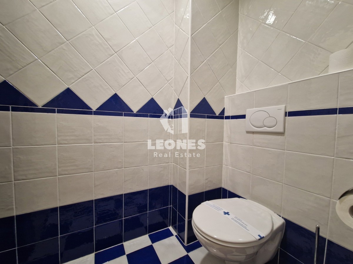 Prostoren apartma s pogledom na morje na Crvenem vrhu, bližina Umaga