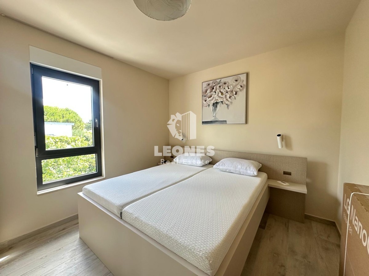 Moderno opremljen apartma le 300 metrov od morja v Lovrečici