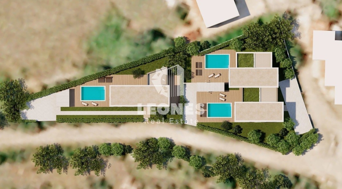 Gradbeno zemljišče s plačanimi komunalnimi storitvami - bližina Umaga