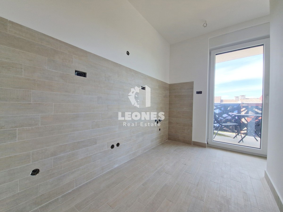 Apartma s pogledom na morje 300m od morja in plaže v bližini Umaga - Bašanija