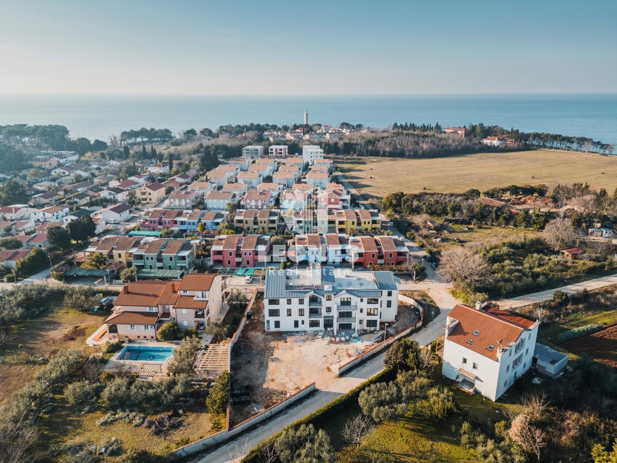 Apartma s pogledom na morje 300m od morja in plaže v bližini Umaga - Bašanija