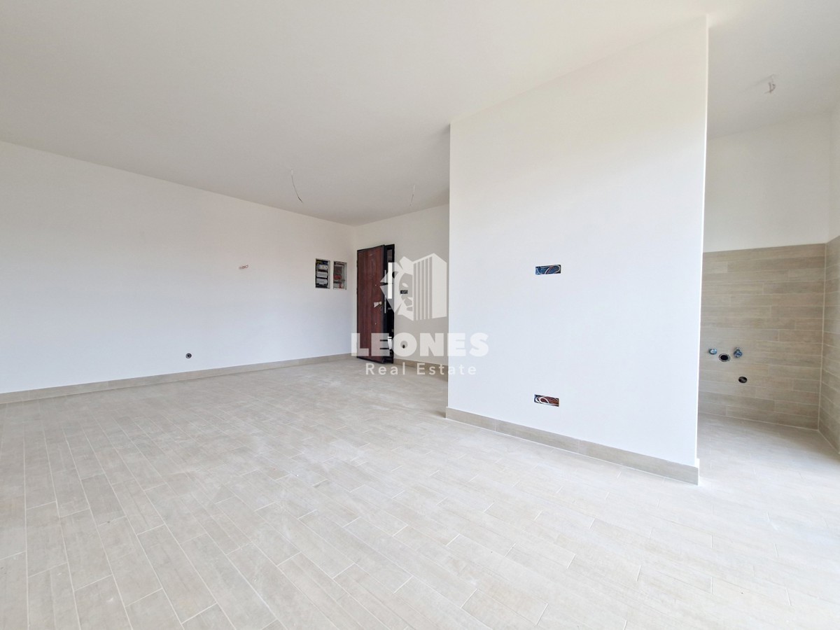 Apartma s pogledom na morje 300m od morja in plaže v bližini Umaga - Bašanija