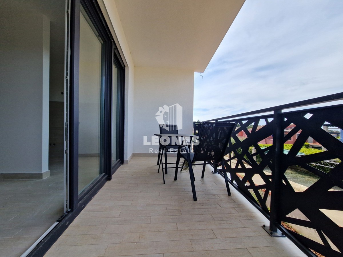 Apartma s pogledom na morje 300m od morja in plaže v bližini Umaga - Bašanija