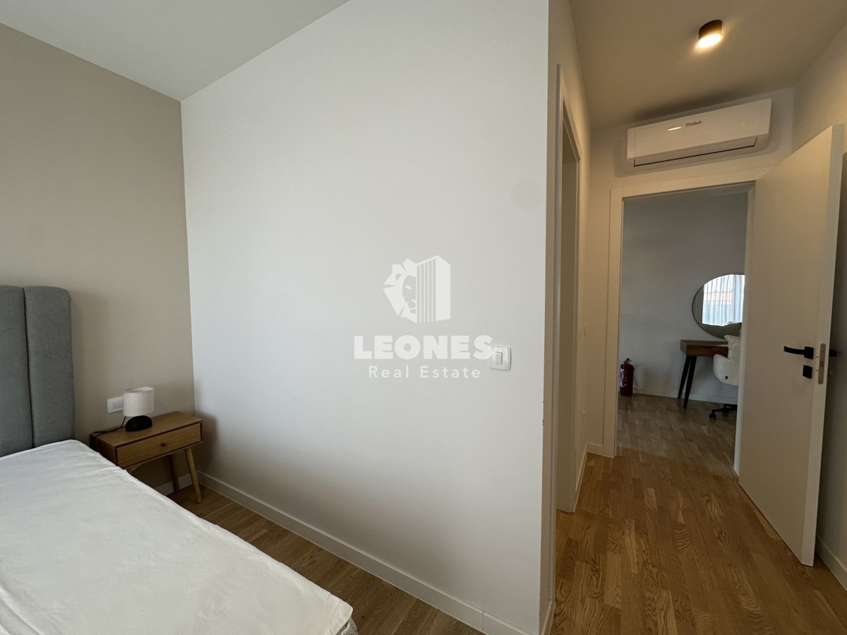 Hochwertige Maisonette-Wohnung mit Pool, voll ausgestattet in Tar