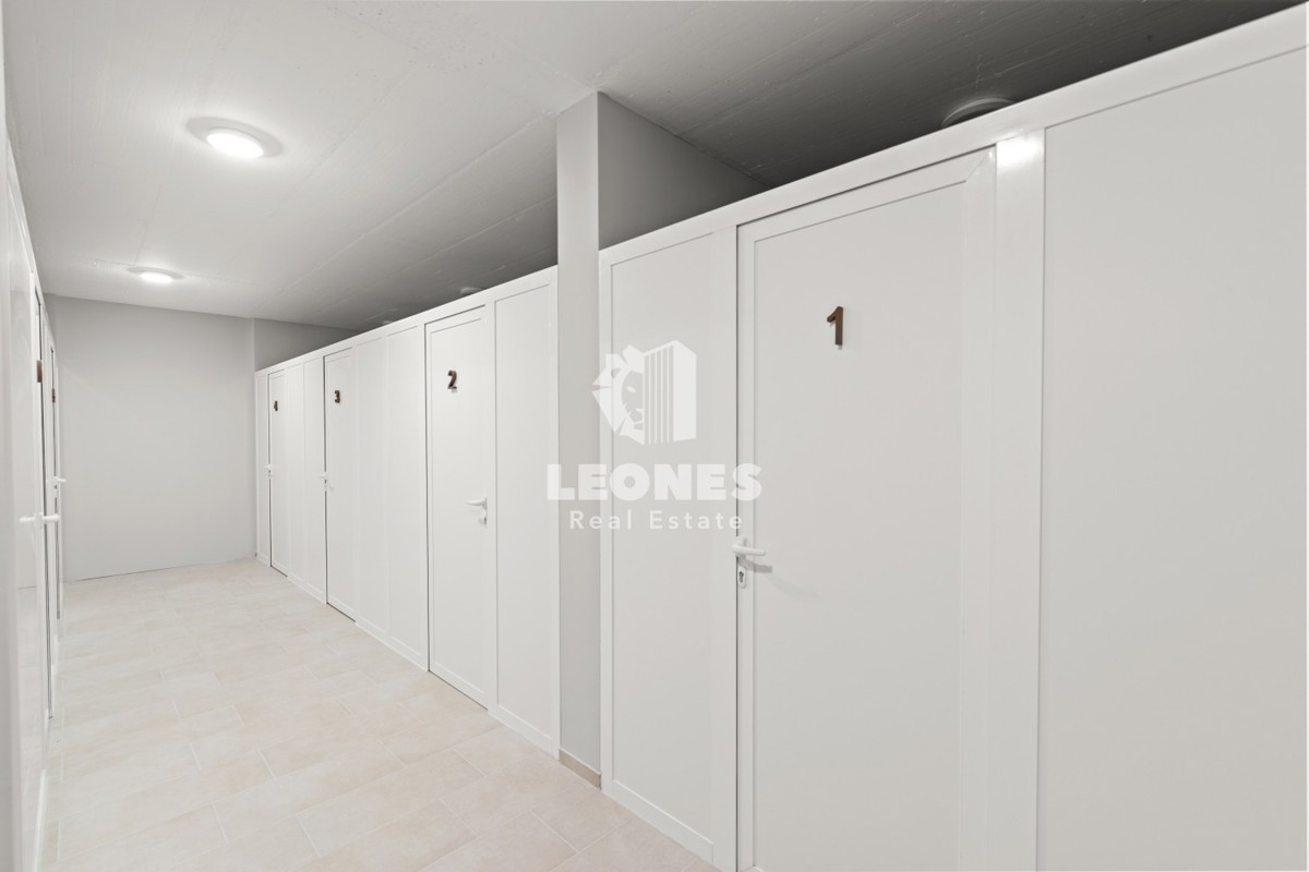 Luksuzno stanovanje v pritličju z vrtom in pogledom na morje v Novigradu