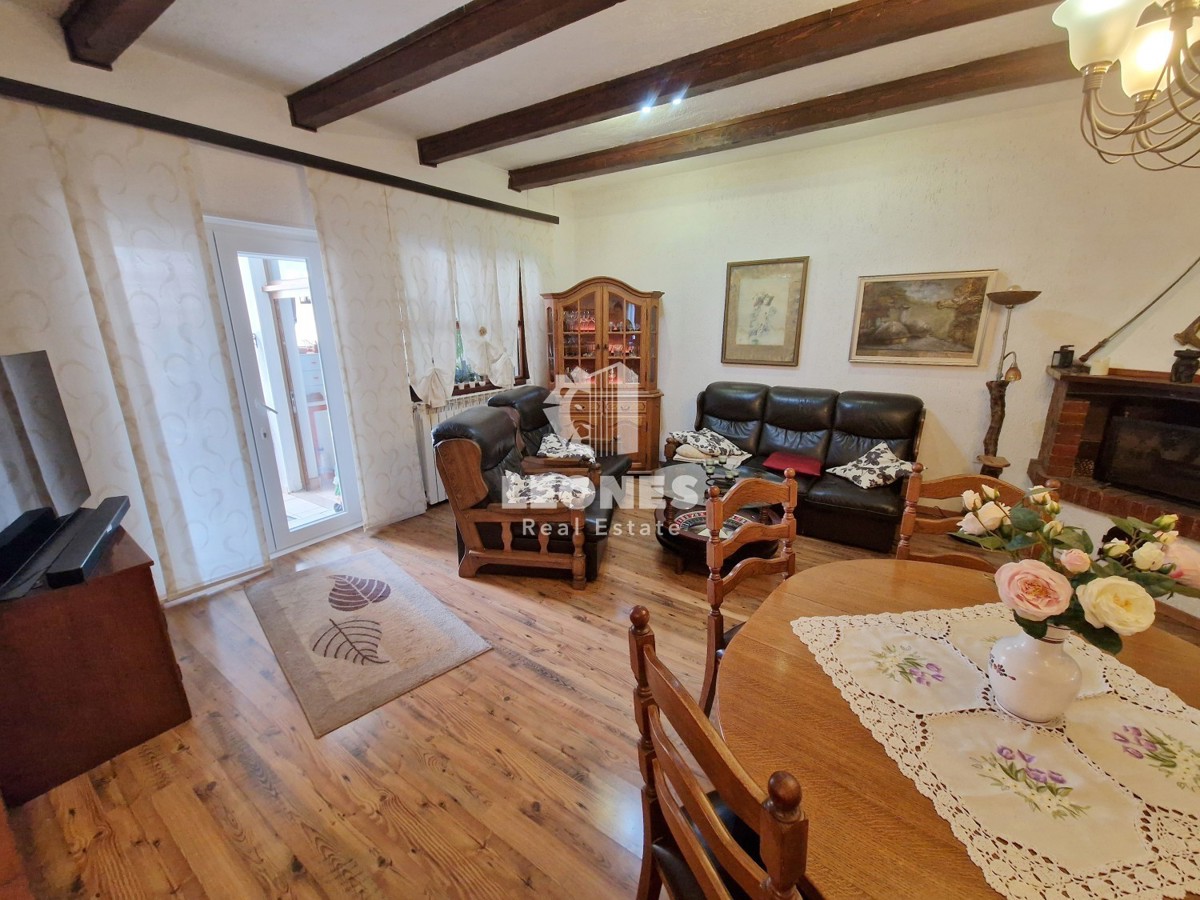 Dva apartmaja v pritličju - druga vrsta do morja v Umagu