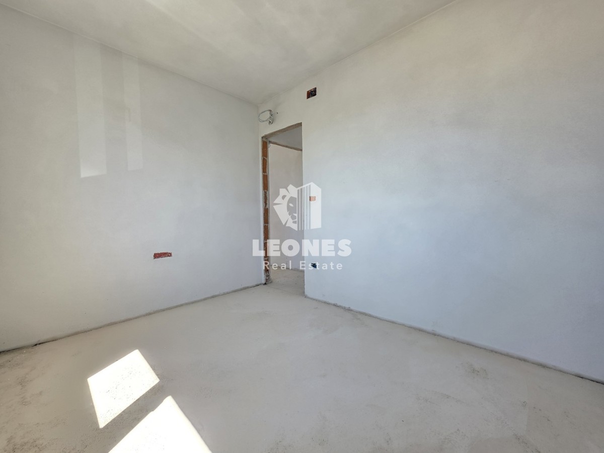 Moderno stanovanje v novi stavbi v bližini Umaga