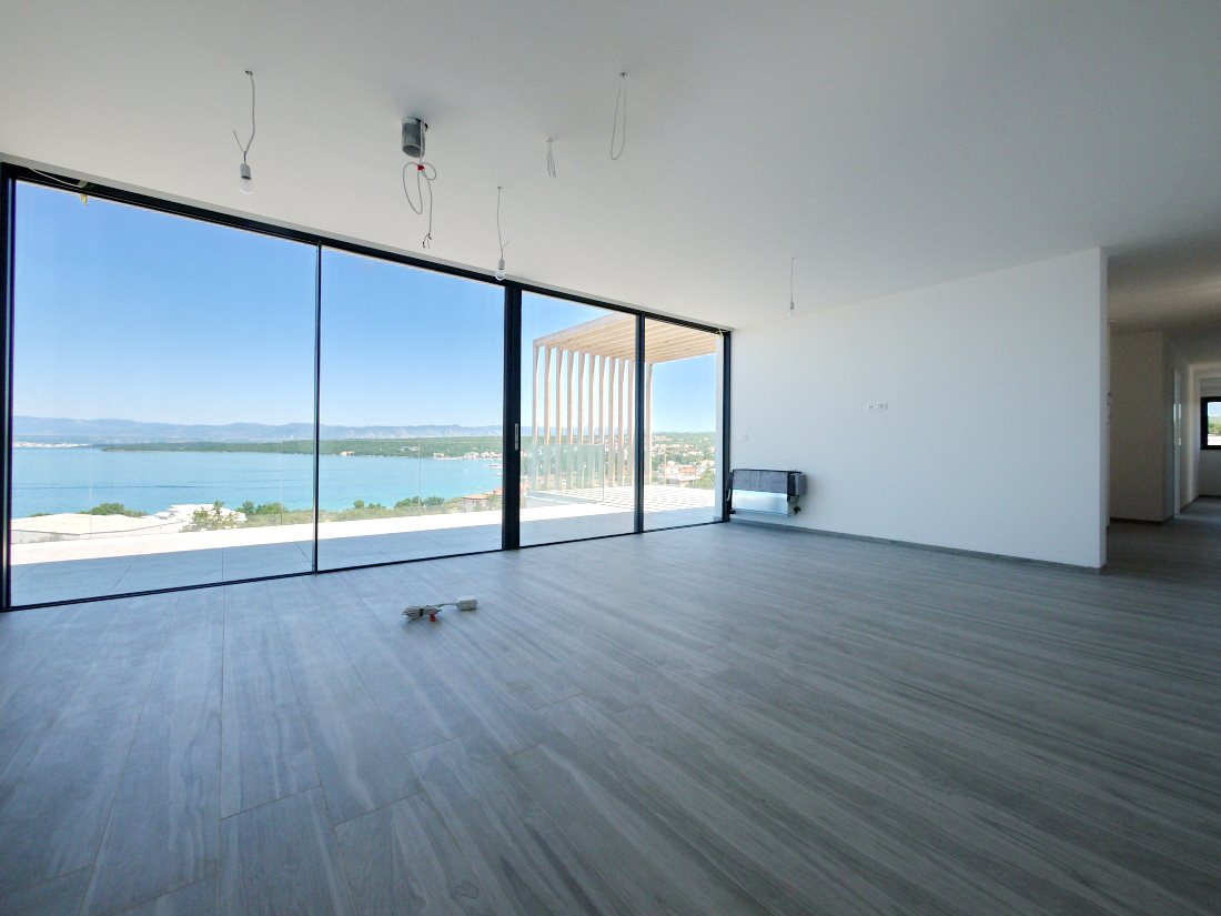Malinska, Penthouse apartma v novi stavbi, 250 metrov od morja.