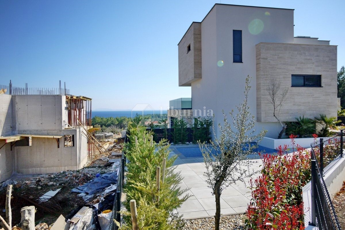 Mesto Krk. Penthouse s pogledom na morje