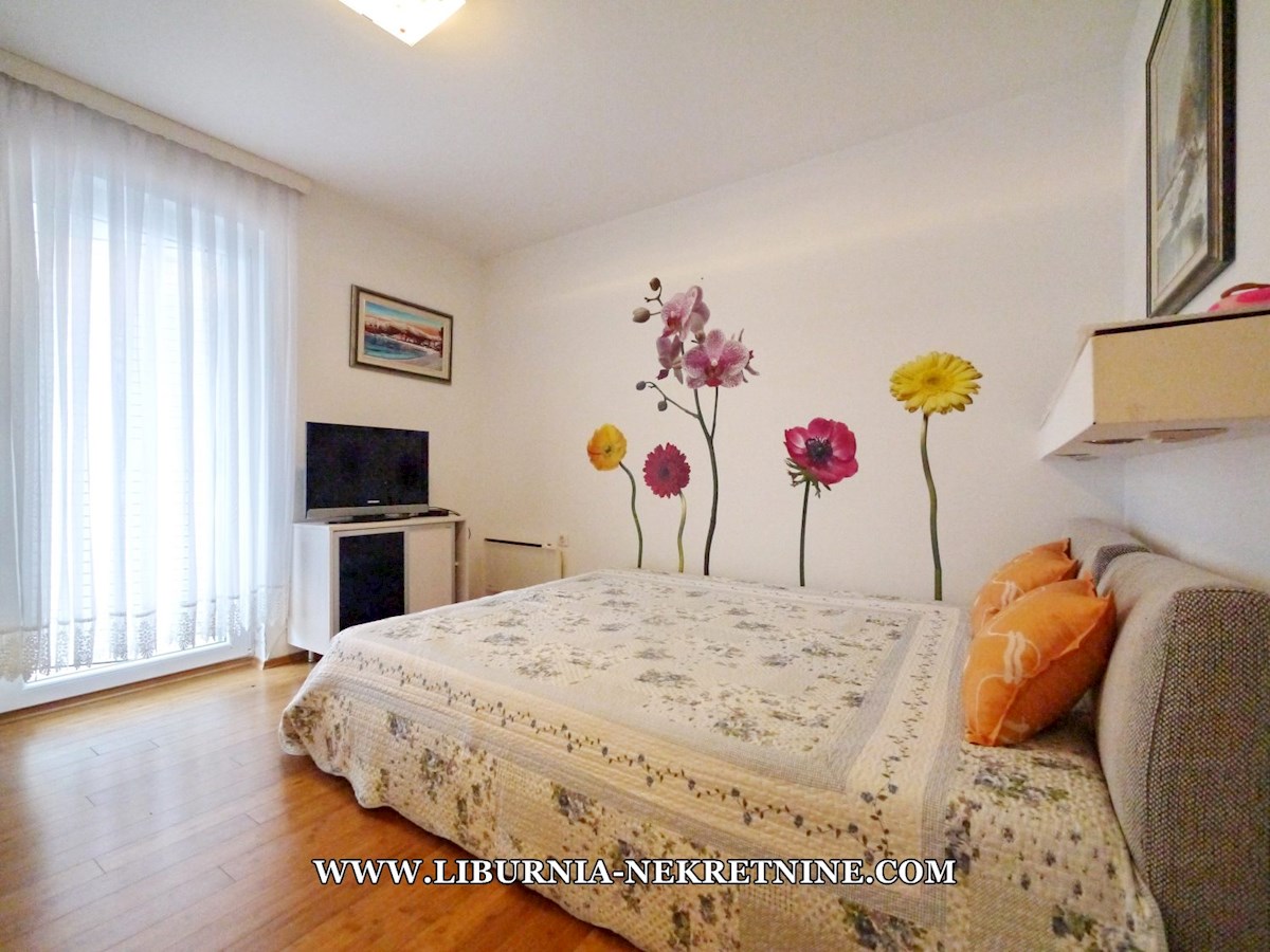 Krk, Baška. Apartma v pritličju 200m od morja.