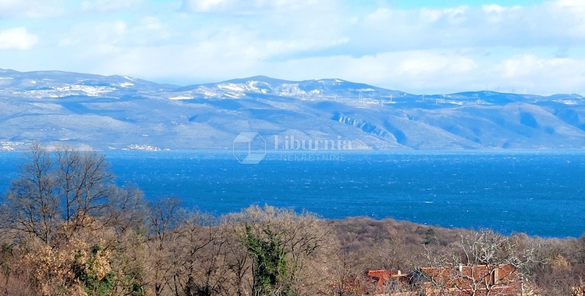 Otok Krk, Vrbnik. Nova samostojna hiša z bazenom, garažo in panoramskim pogledom na morje