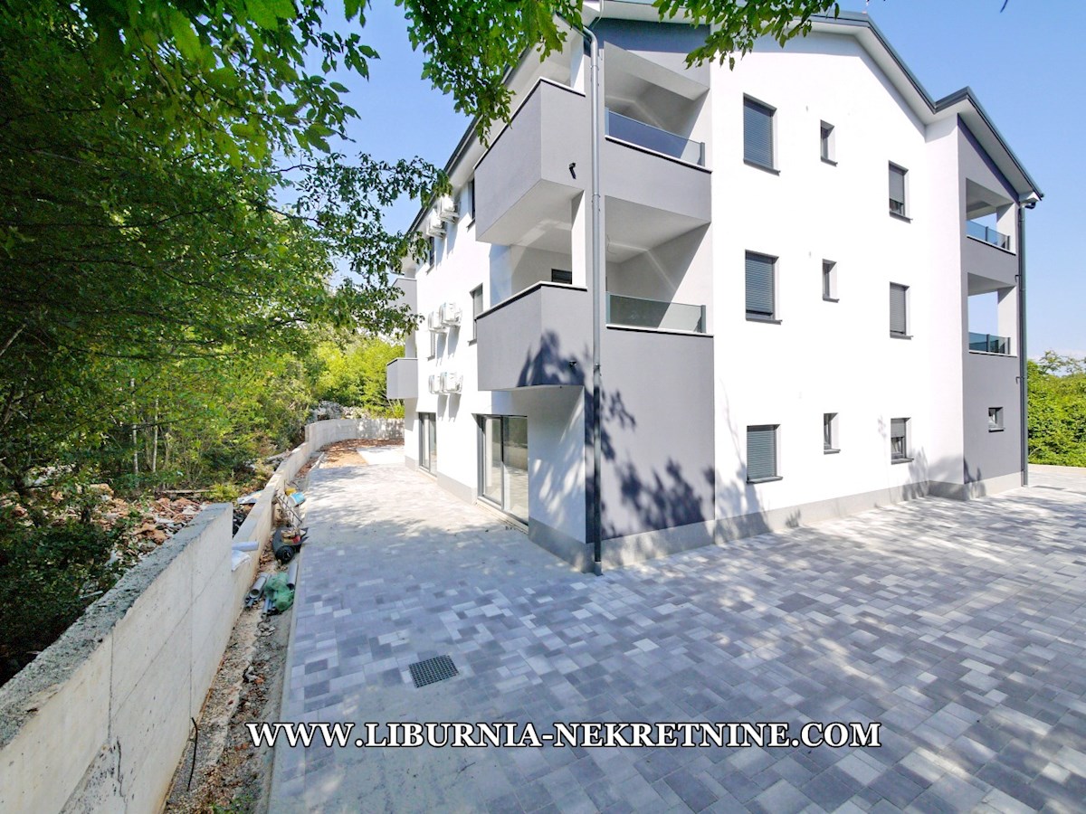 Otok Krk, zaliv Soline, okolica. Stanovanje v 1. nadstropju