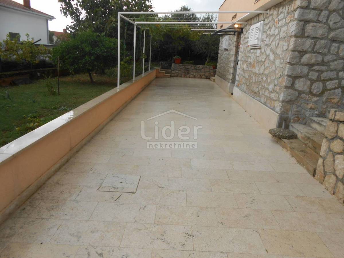 Hiša Novi Vinodolski, 300m2