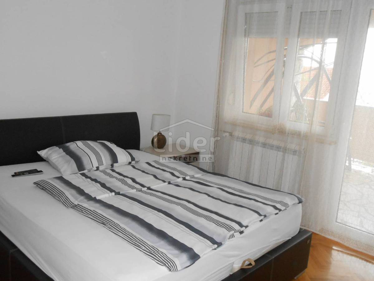 Hiša Novi Vinodolski, 300m2