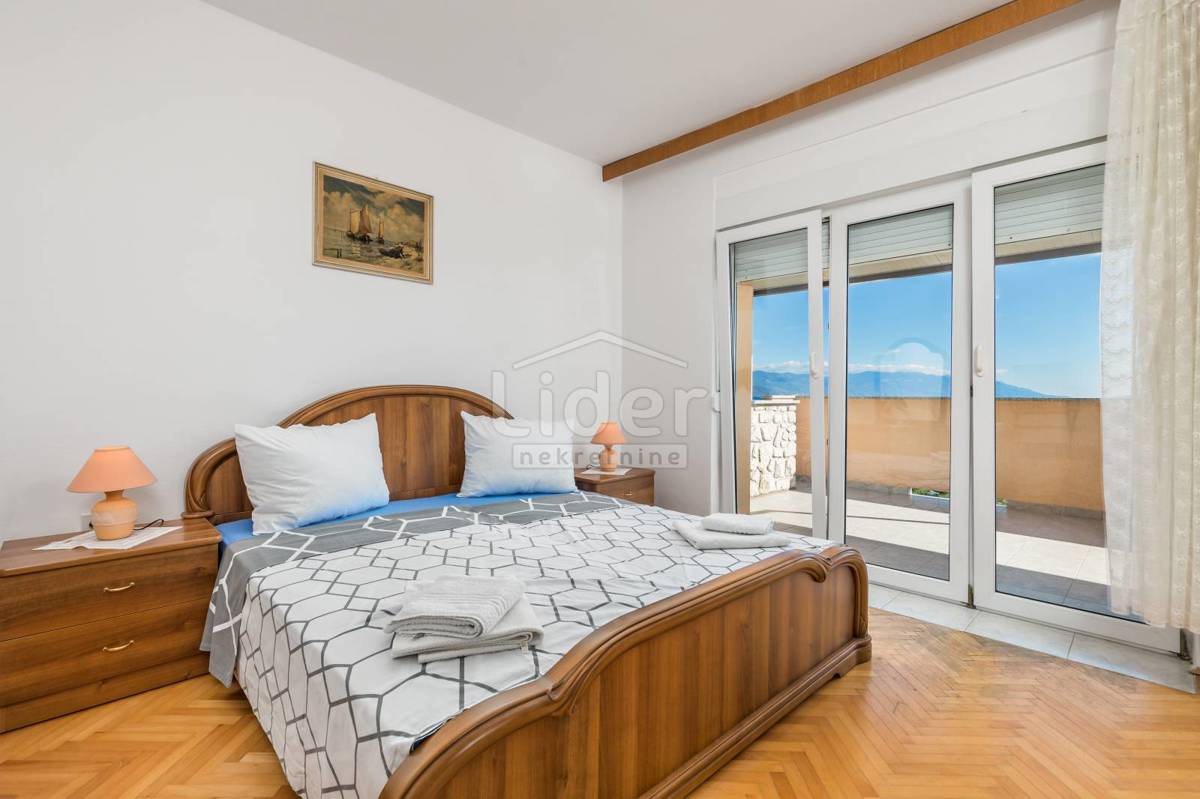 Hiša Novi Vinodolski, 300m2