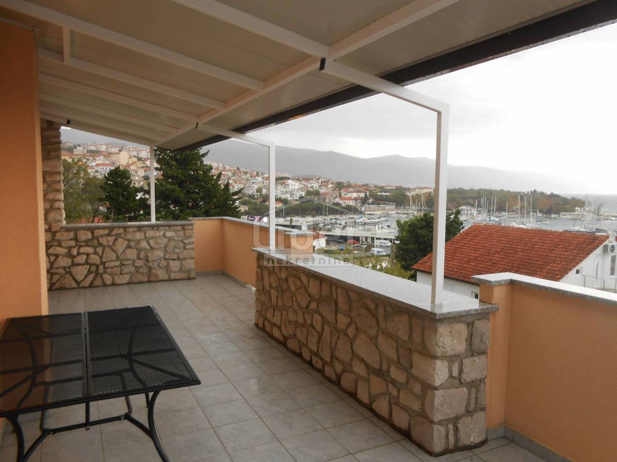 Hiša Novi Vinodolski, 300m2