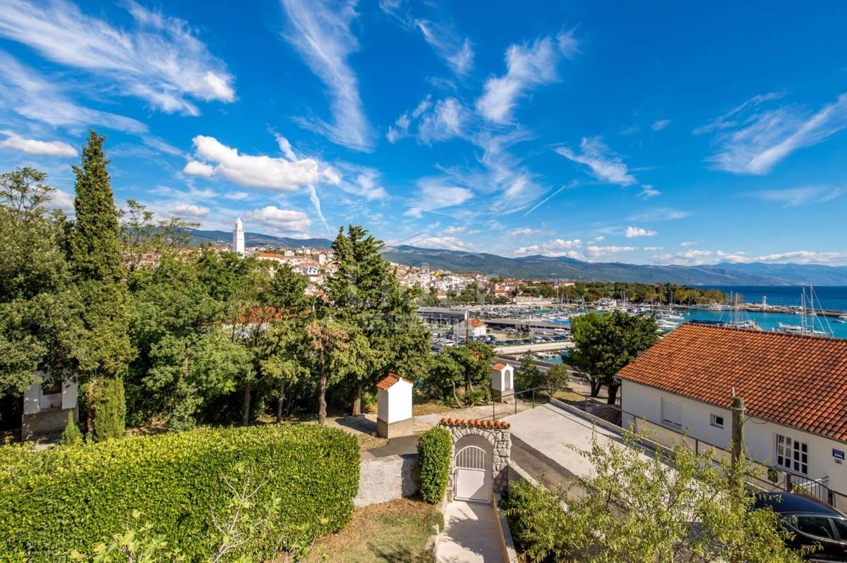 Hiša Novi Vinodolski, 300m2