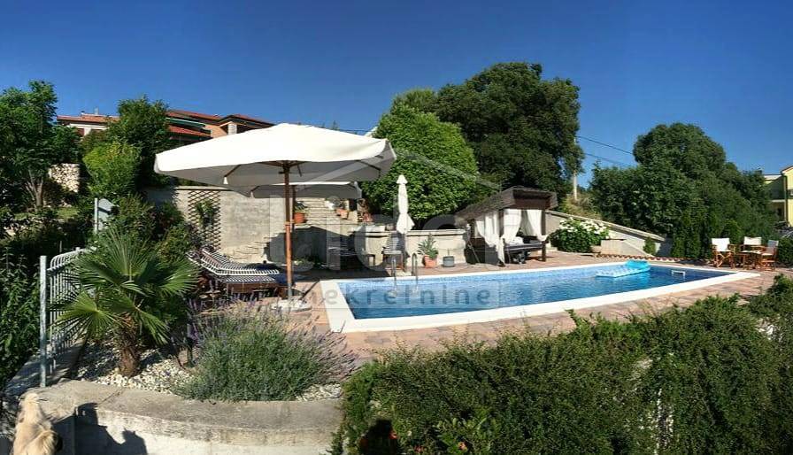 Hiša Kostrena, 214m2