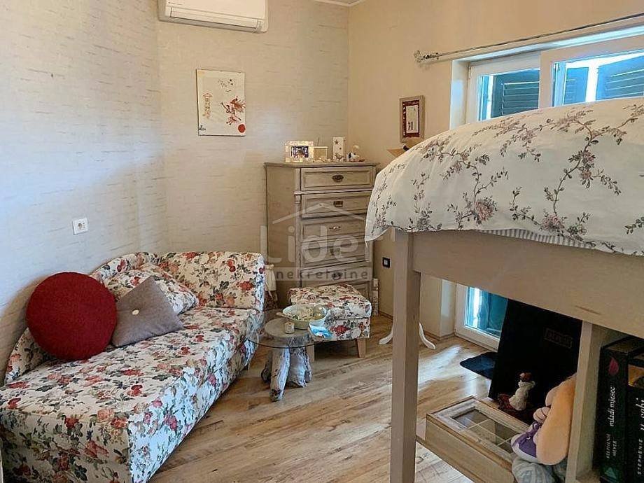 Hiša Kostrena, 214m2