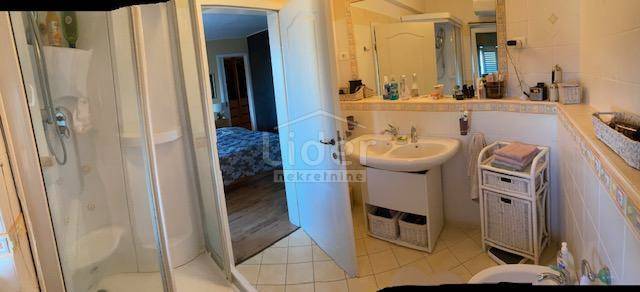 Hiša Kostrena, 214m2