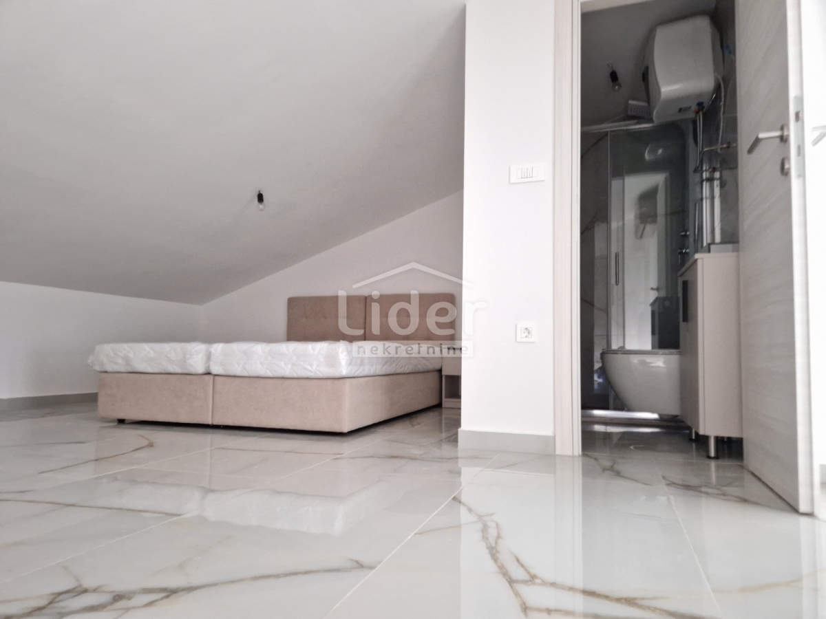 Stanovanje Palit, 68m2