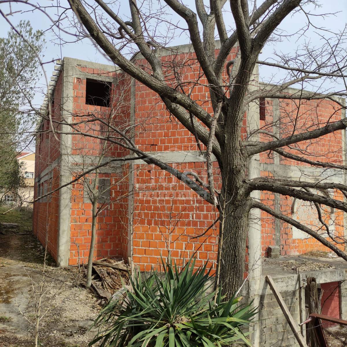 Hiša Kruševo, 300m2