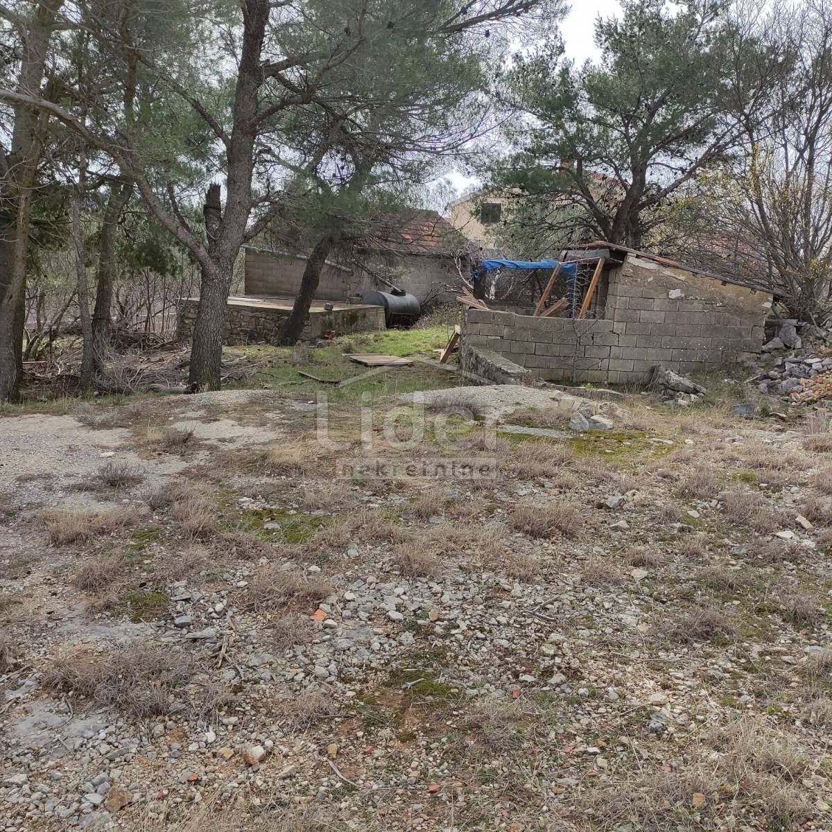 Hiša Kruševo, 300m2