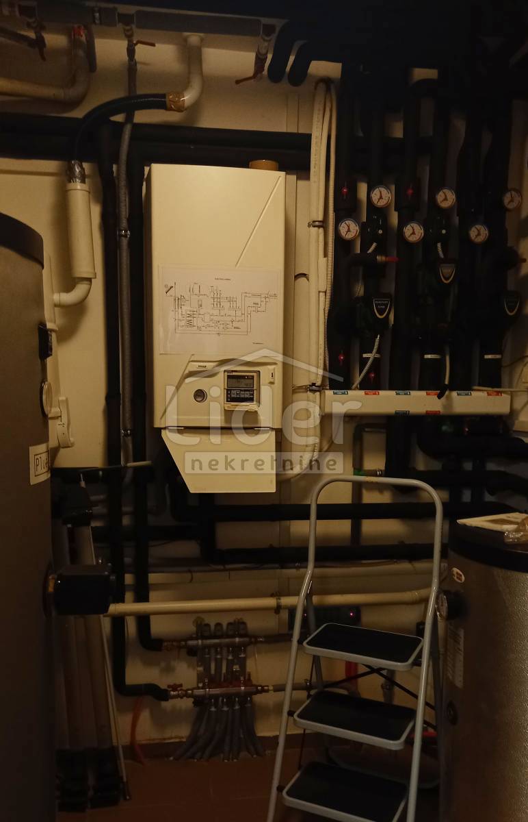 Hiša Fažana, 300m2