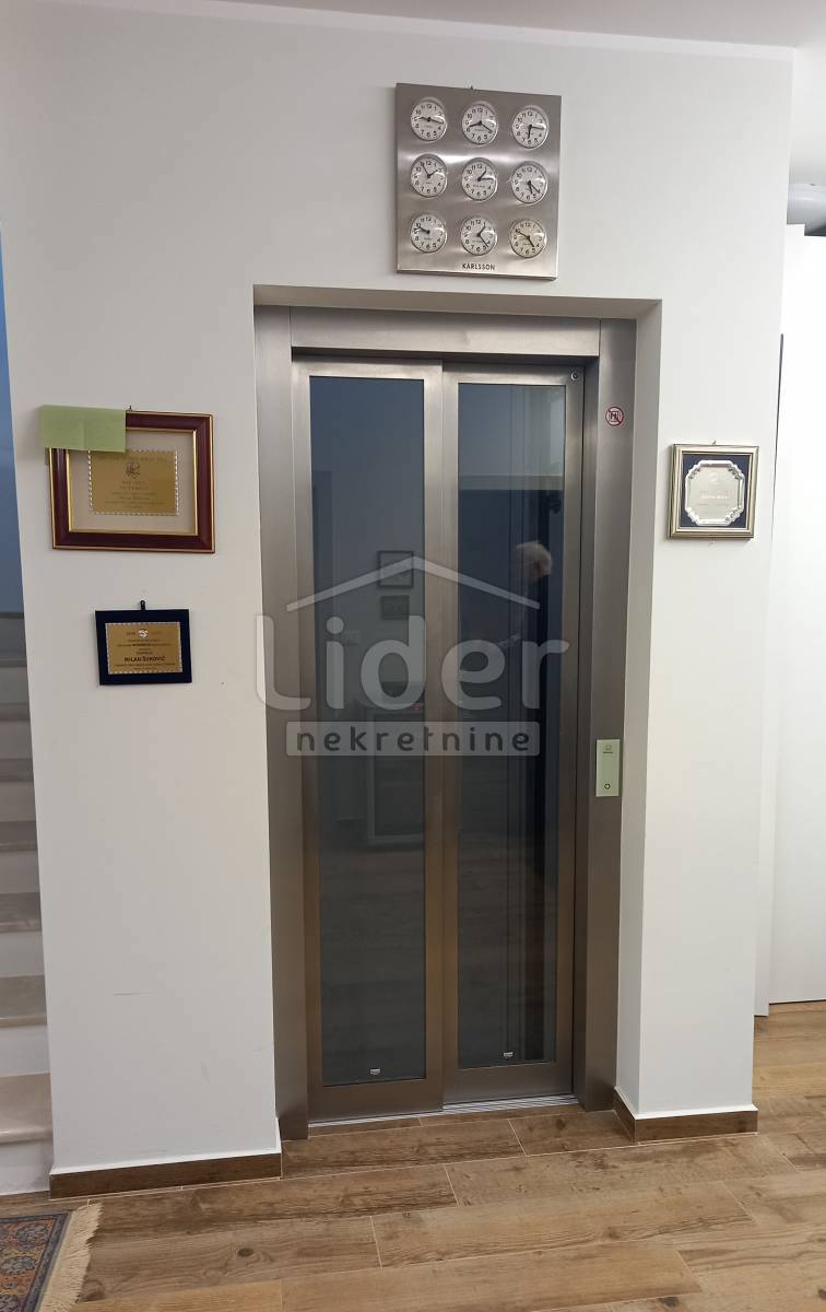 Hiša Fažana, 300m2