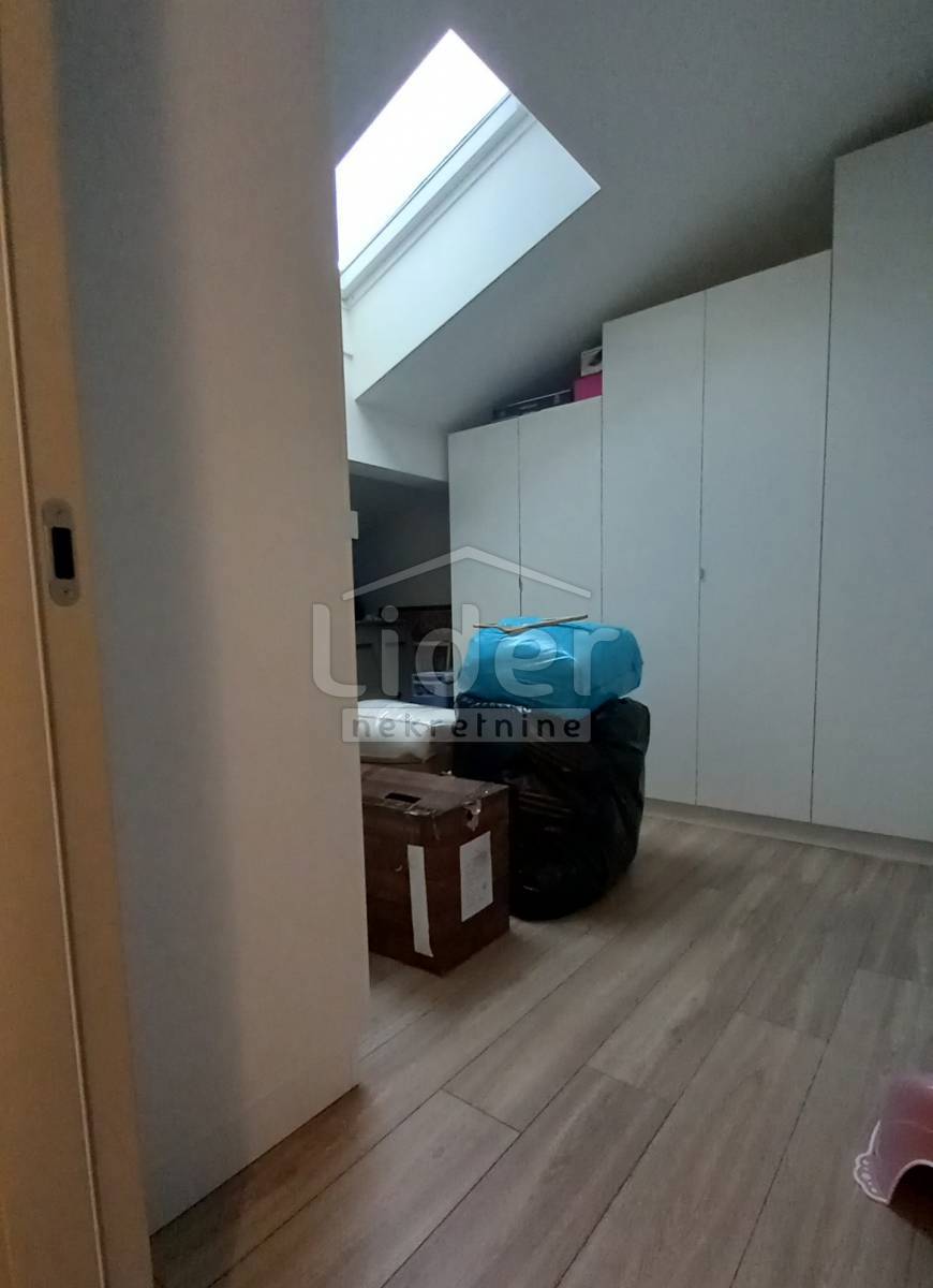 Hiša Fažana, 300m2