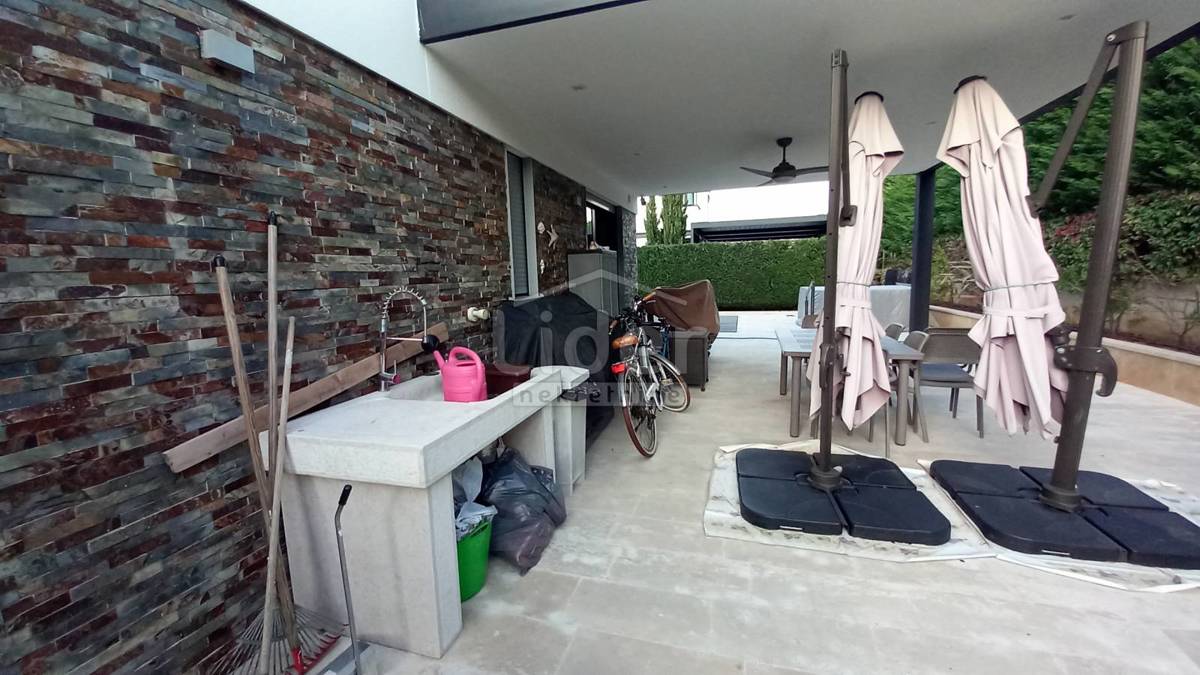 Hiša Fažana, 300m2