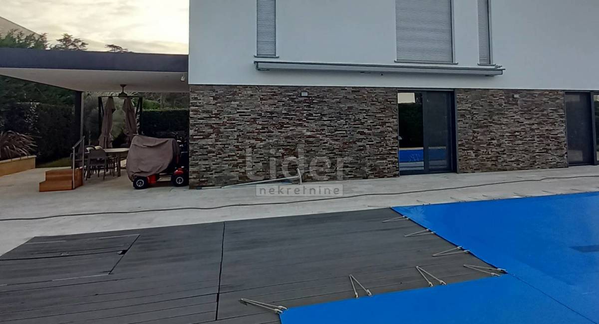 Hiša Fažana, 300m2