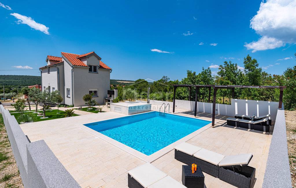 Hiša Kruševo, 92m2