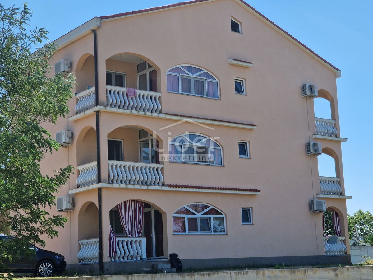 Apartma Lopar, 40m2