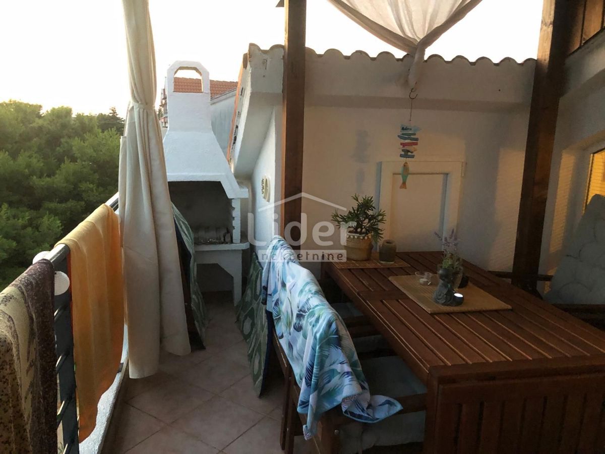 Apartma Novalja, 77m2