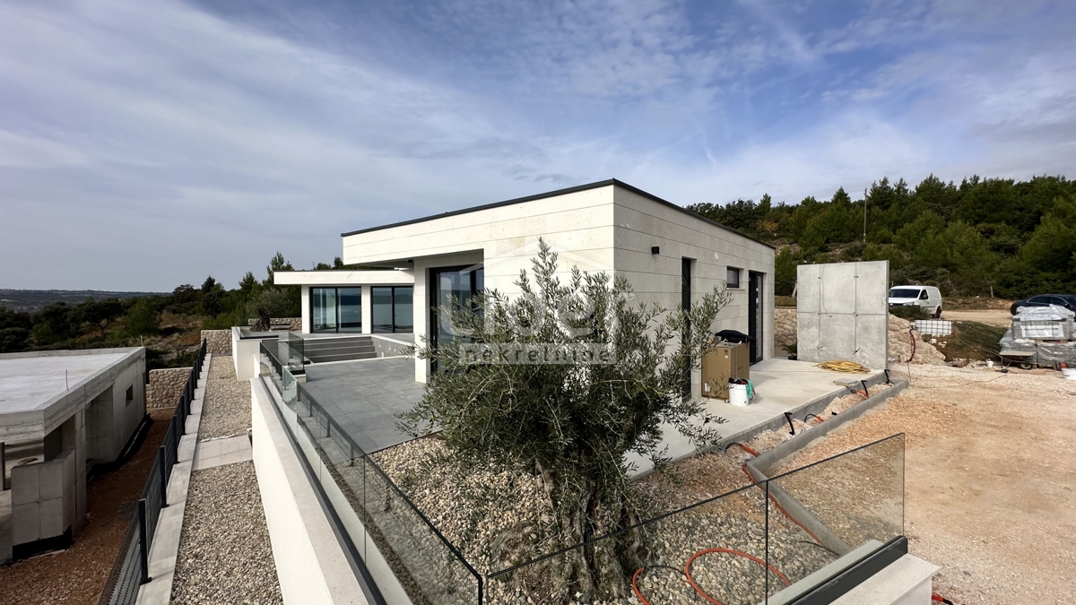 Hiša Posedarje, 200m2