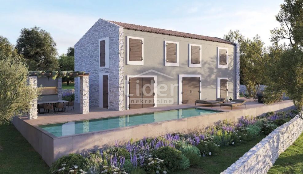 Zemljišče Oprtalj, 900m2